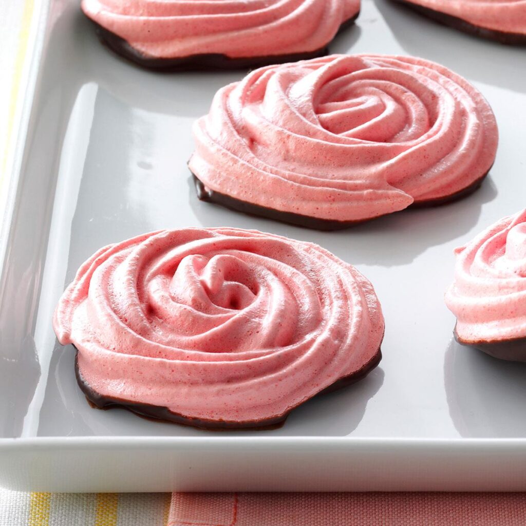 KETO STRAWBERRY MERINGUE COOKIES Recipe