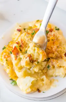 Keto Cauliflower Gratin with Crunchy Almond Topping Recipe