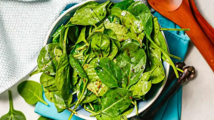 Spinach and Coconut Smoothie Bowl Recipe