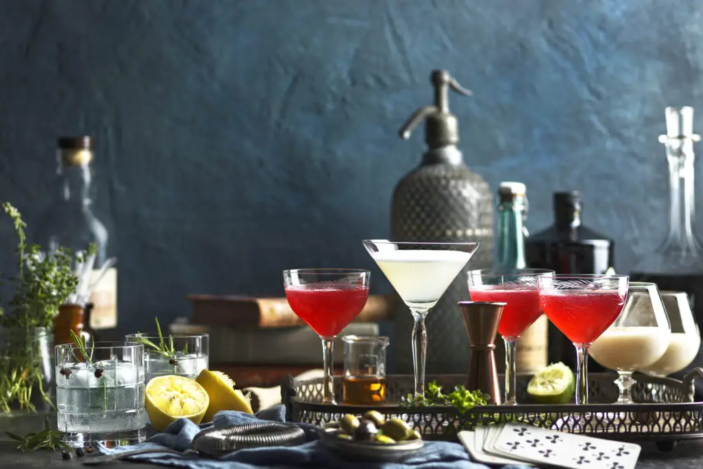 Keto friendly Low Carb Cosmopolitan Cocktail