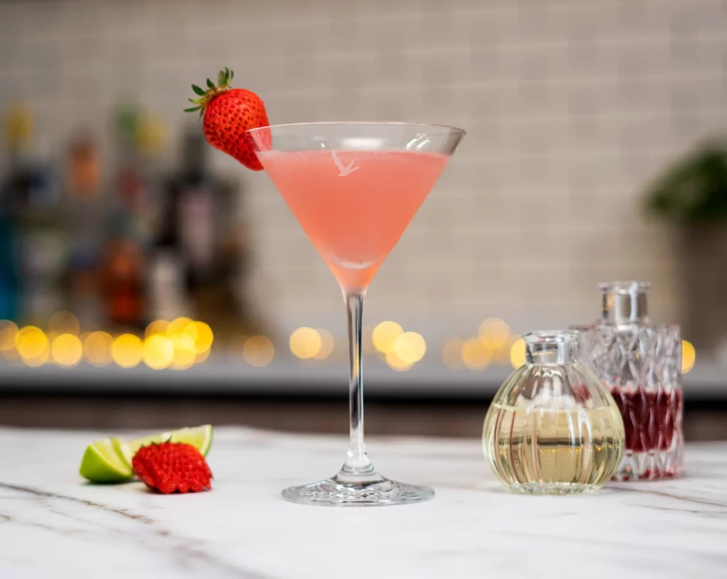 Keto friendly Low Carb Cosmopolitan Cocktail