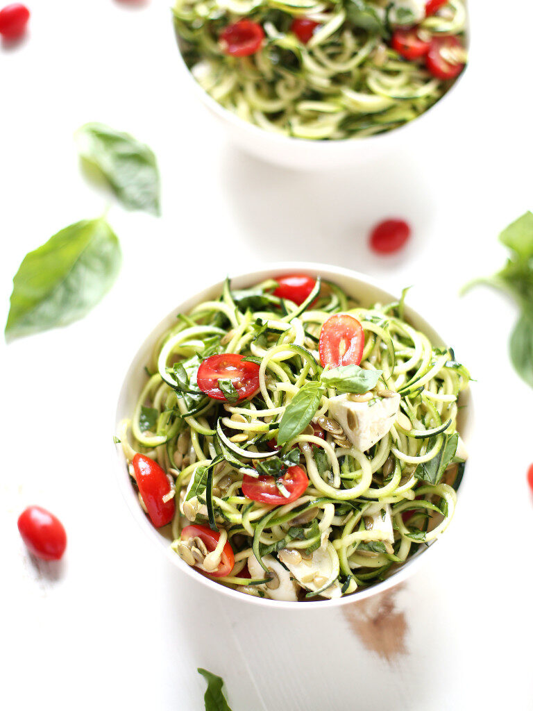 Caprese Zoodles: A Low-Carb Twist on an Italian Classic