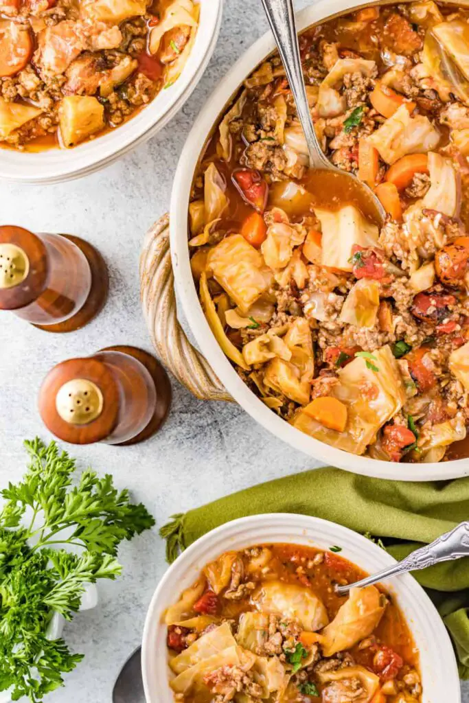 Slow Cooker Cabbage Roll Soup